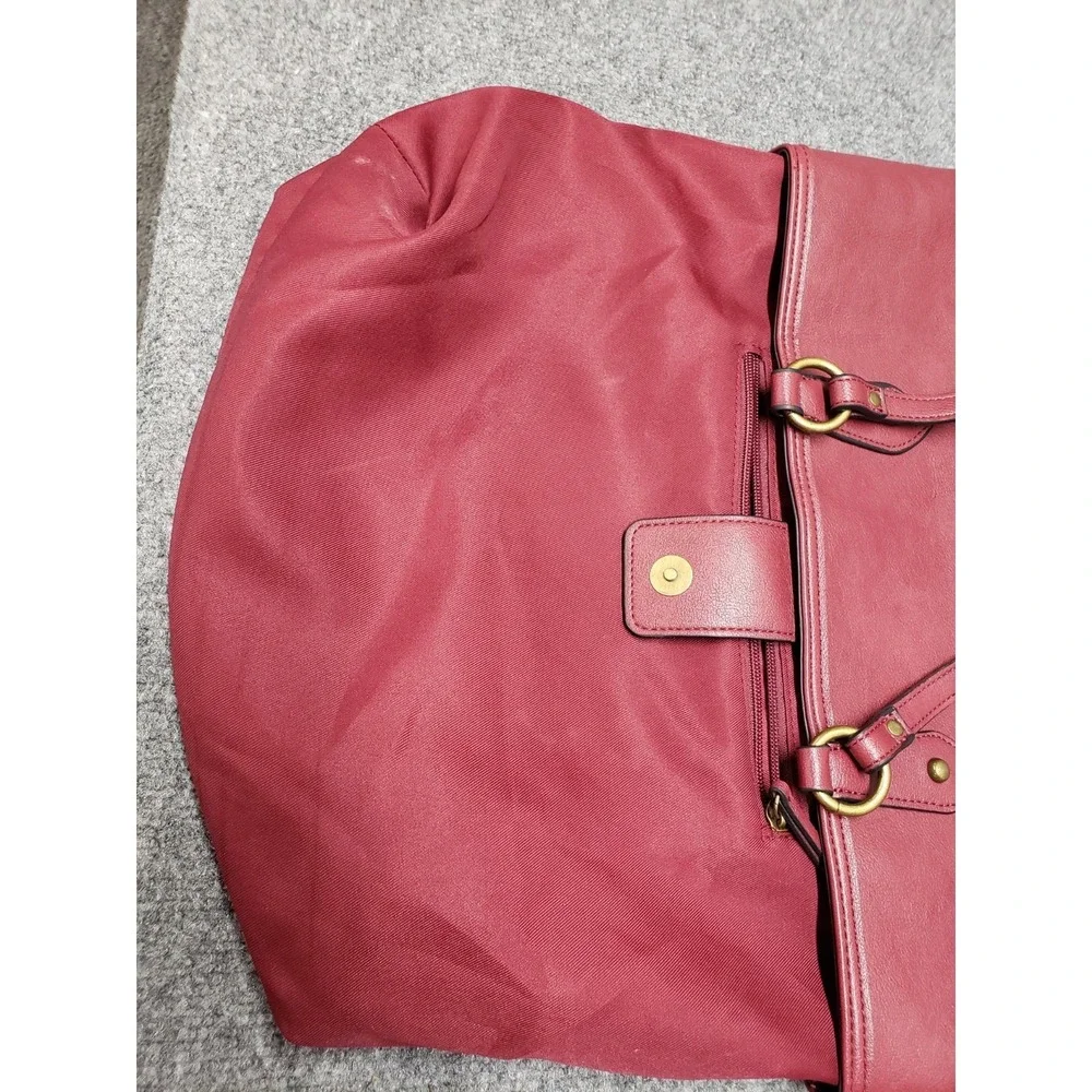 Frye And Co Women Handbag Maroon Snap Inner Pocket Lined Gold Ring Hardware City